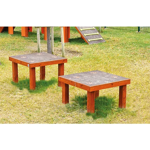 Köpek Parkı Ahşap Masası